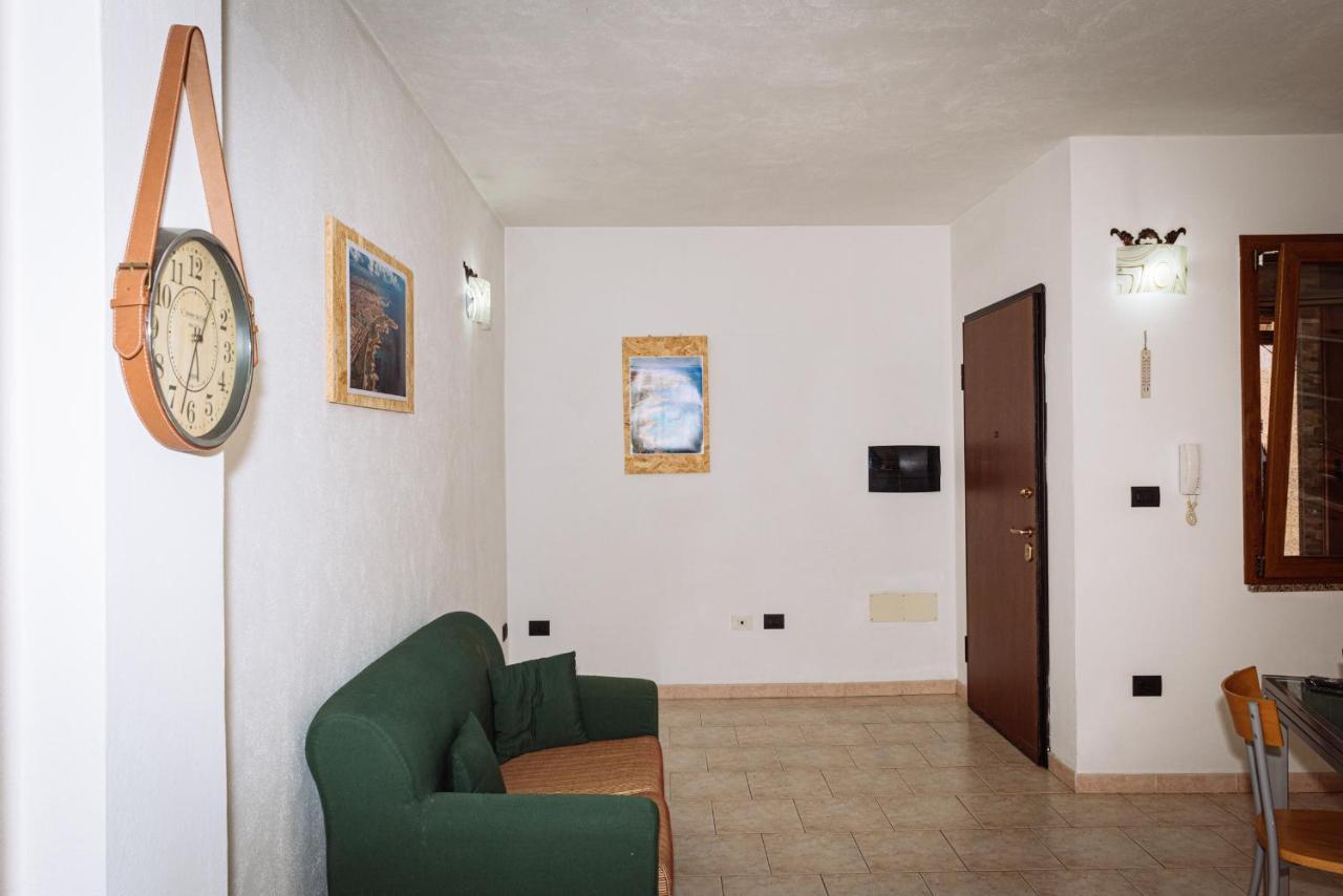 Casa Vacanze Maestrale - By Faendho Porto Torres Bagian luar foto