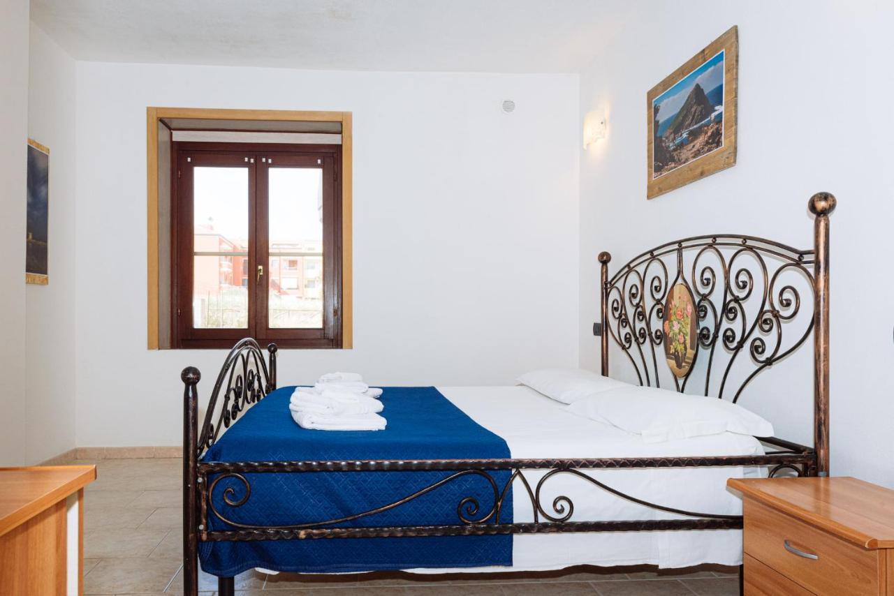 Casa Vacanze Maestrale - By Faendho Porto Torres Bagian luar foto