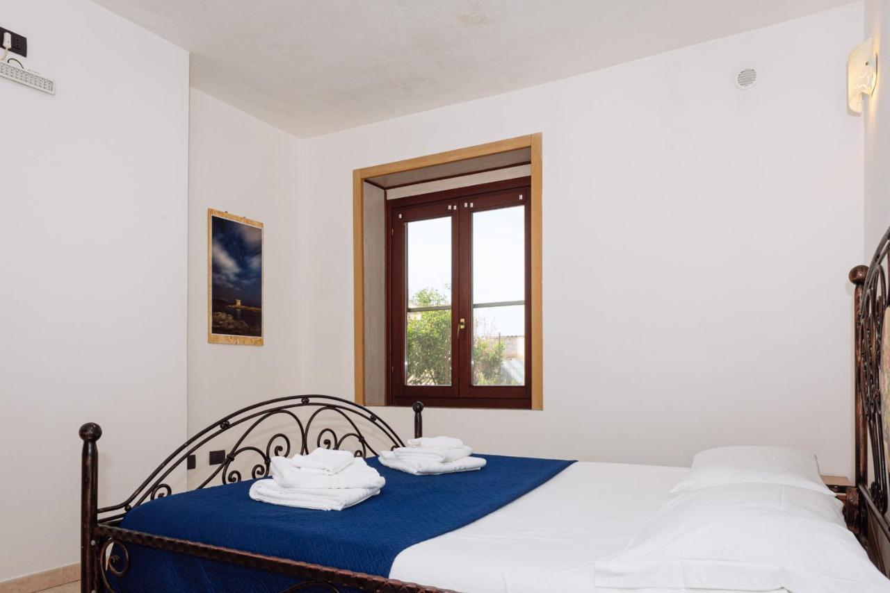 Casa Vacanze Maestrale - By Faendho Porto Torres Bagian luar foto