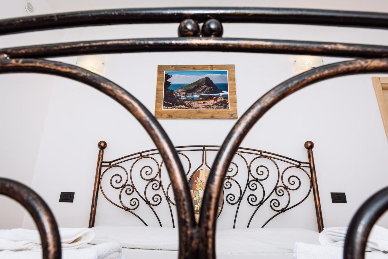 Casa Vacanze Maestrale - By Faendho Porto Torres Bagian luar foto