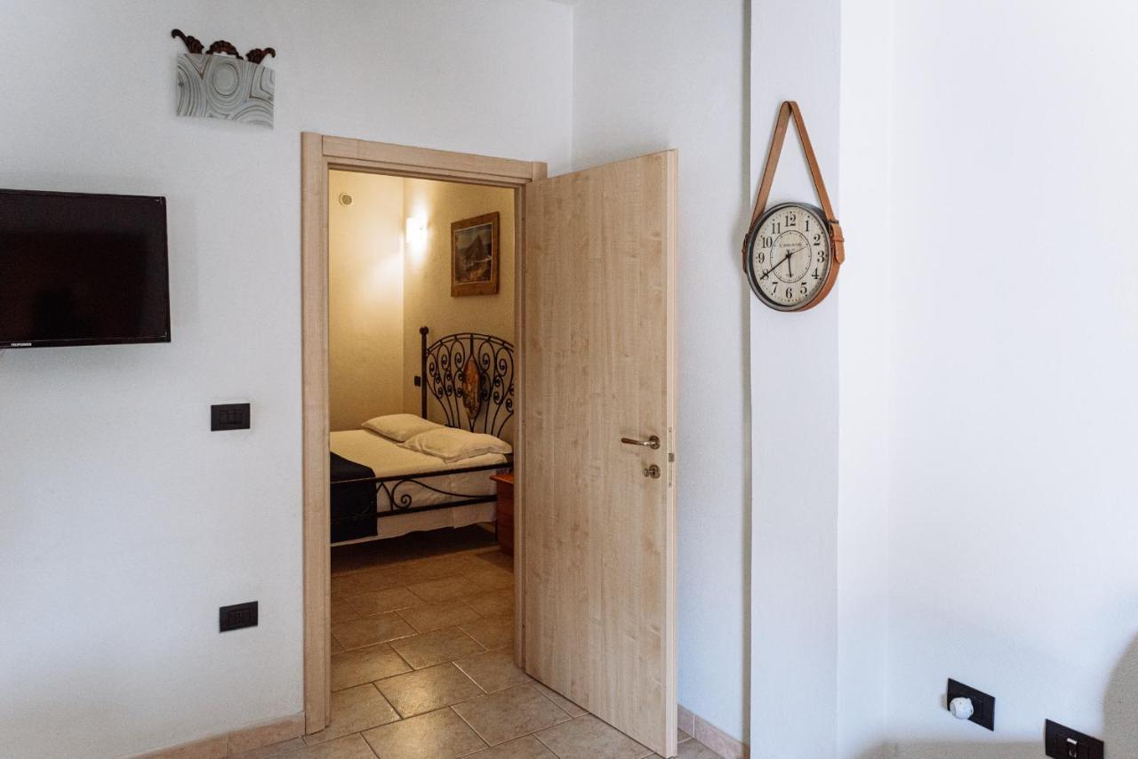 Casa Vacanze Maestrale - By Faendho Porto Torres Bagian luar foto
