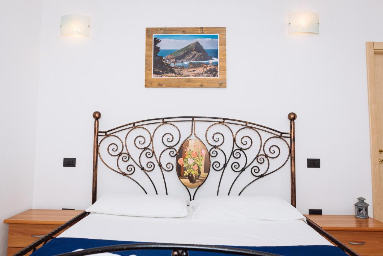 Casa Vacanze Maestrale - By Faendho Porto Torres Bagian luar foto